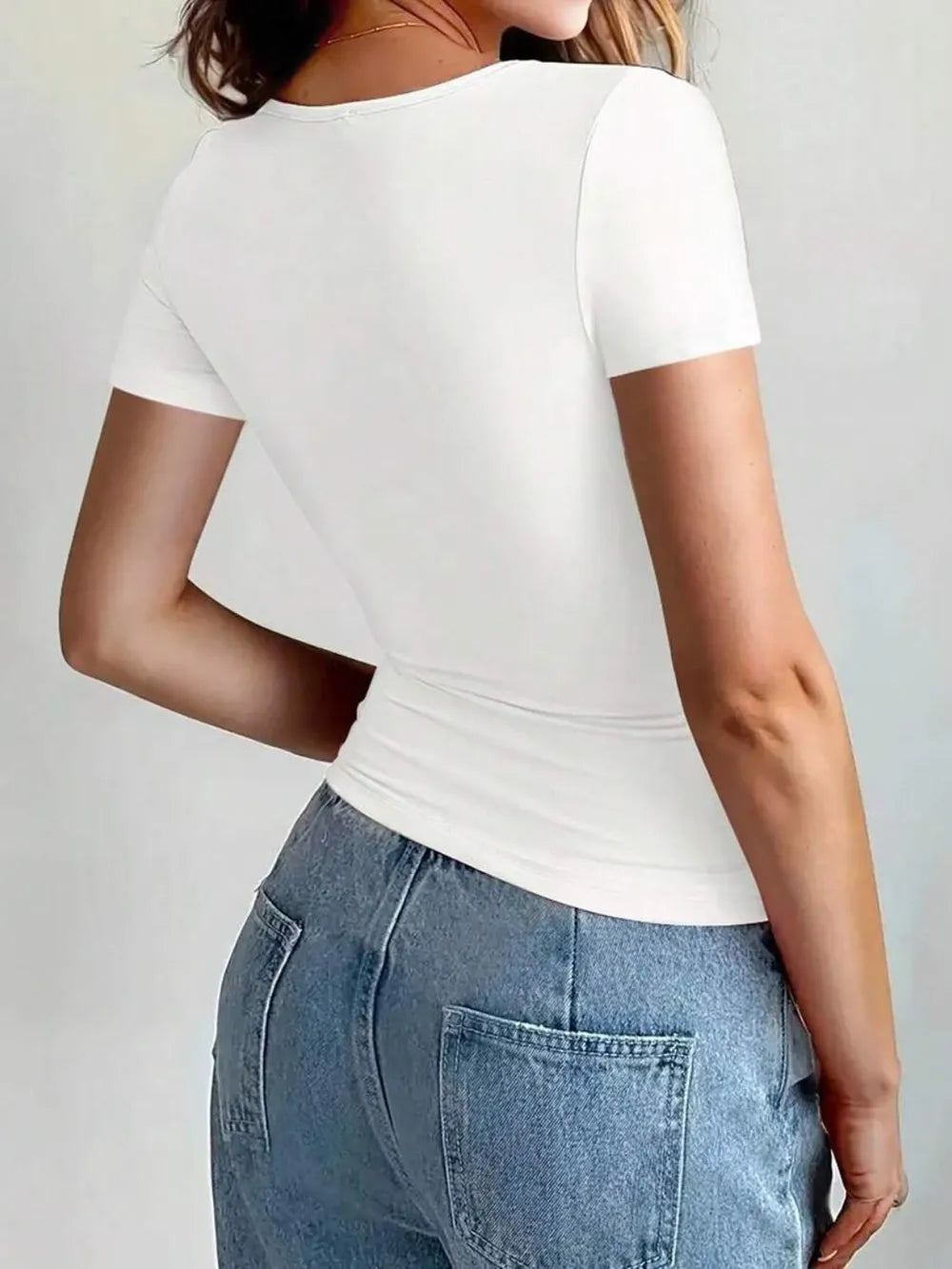 Camiseta Slim Fit de Manga Corta con Cuello Redondo para Mujer