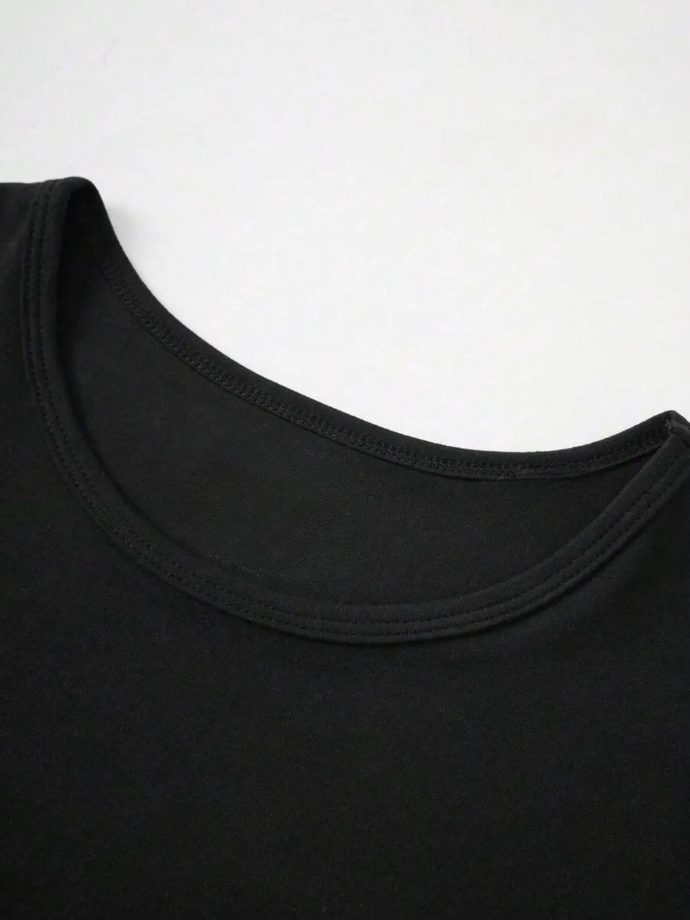 Camiseta Slim Fit de Manga Corta con Cuello Redondo para Mujer