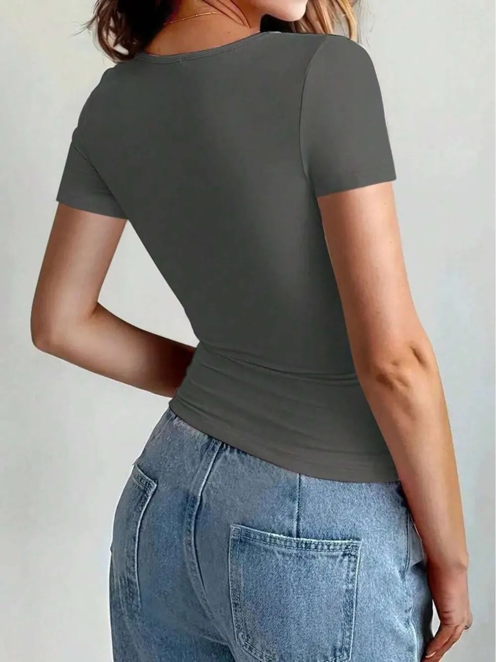 Camiseta Slim Fit de Manga Corta con Cuello Redondo para Mujer