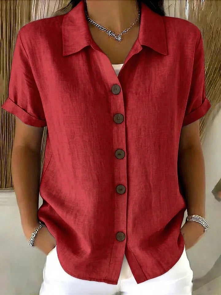 Top de manga corta con cuello camisero y botones